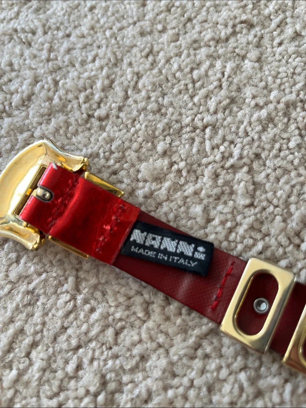 Red/gold belt